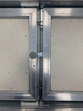 Люк под плитку Техно 2 створки 1800*1600 Люк под плитку Техно 2 створки 1800*1600